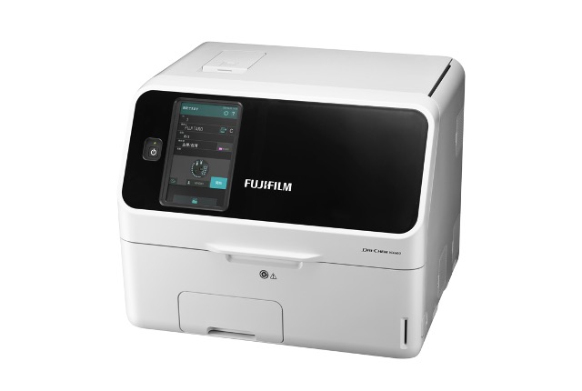 生化学分析装置<br><span>(ドライケムNX600)</span>